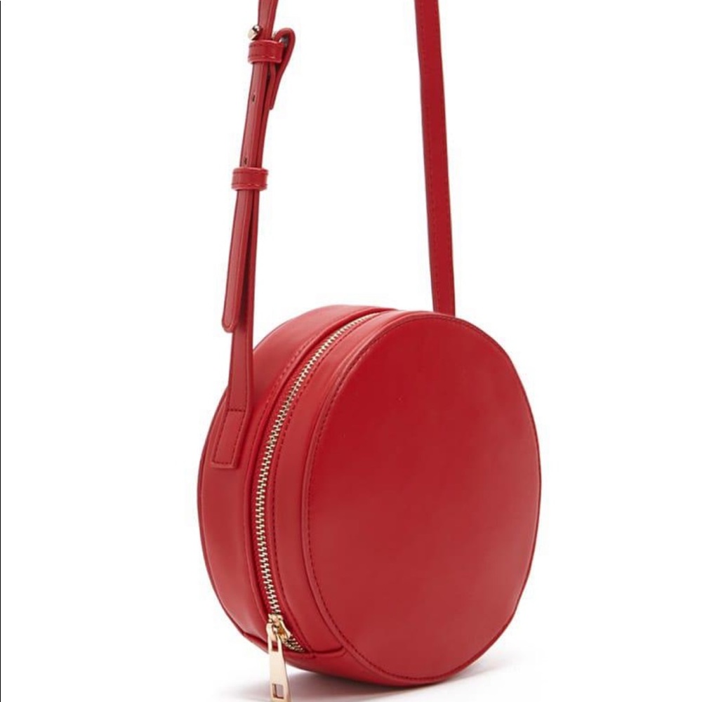F21 Round Crossbody Bag